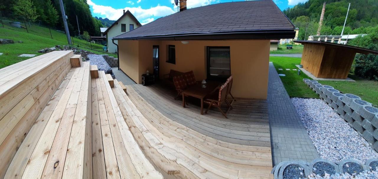 Lisny 105 Cely Novy Dum Se Zahradou U Jizery A Cyklo-Stezky New House By Jizera River And Bicycle Path Zelezny Brod Екстер'єр фото