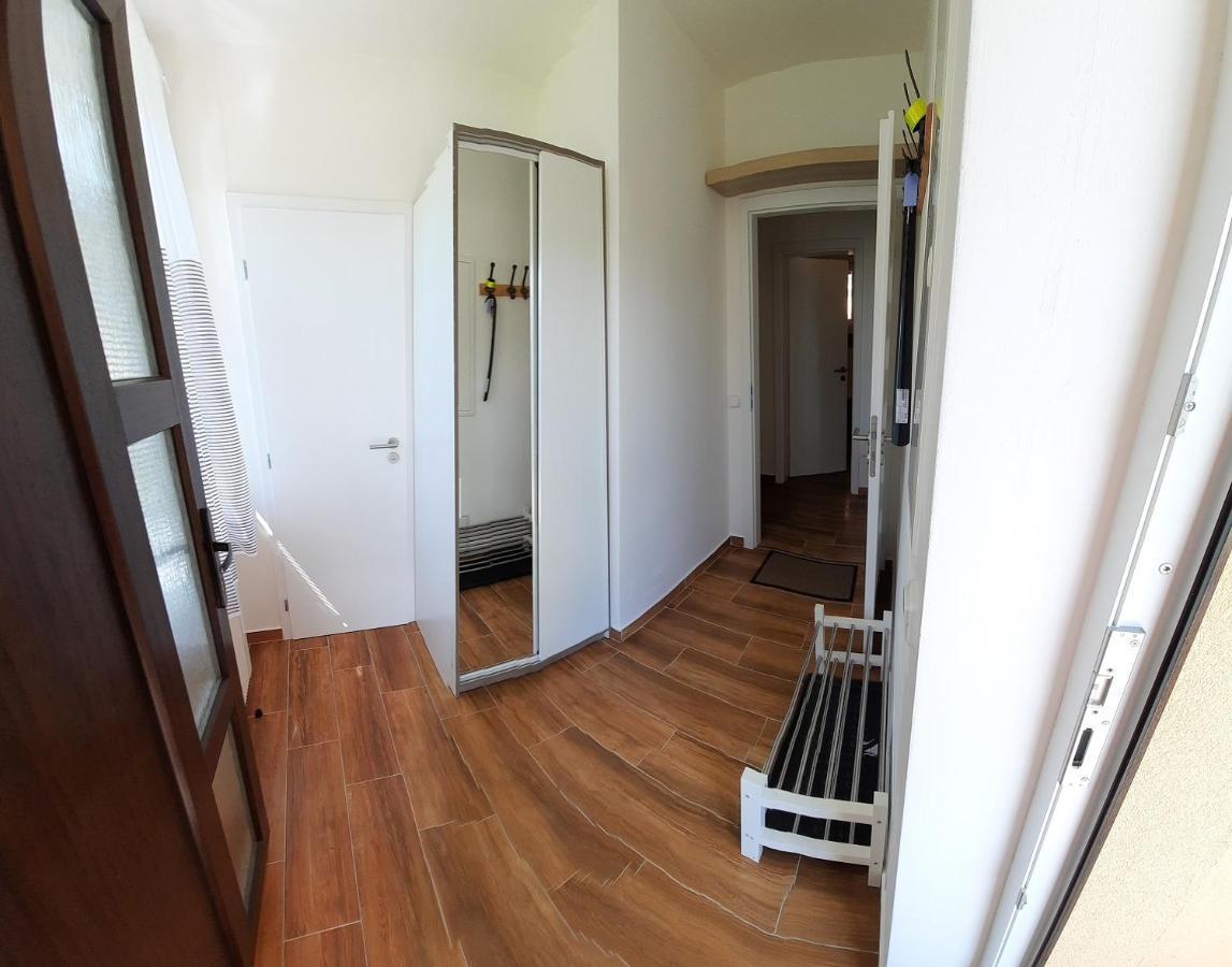 Lisny 105 Cely Novy Dum Se Zahradou U Jizery A Cyklo-Stezky New House By Jizera River And Bicycle Path Zelezny Brod Екстер'єр фото